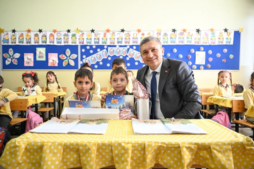 Karne Heyecanı Antalya’yı Sardı: 500 Bin Öğrenci ve 37 Bin Öğretmen Yarıyıl Tatiline Girdi