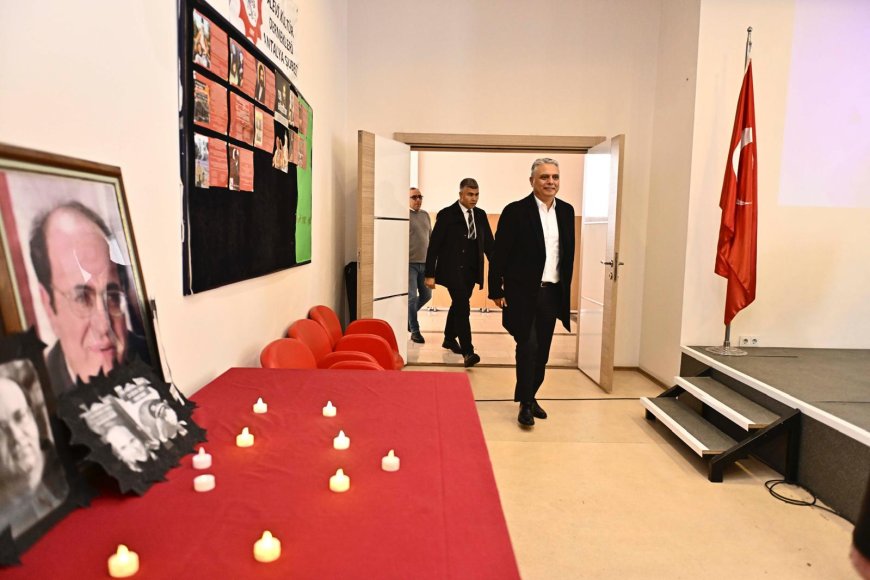 Muratpaşa Belediyesi Hacı Bektaş Veli Kültür Merkezi’nde "Uğur Mumcu" Paneli