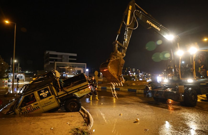 Antalya’da Dev Seferberlik: 714 Personel ve 374 Araçla Kesintisiz Mücadele