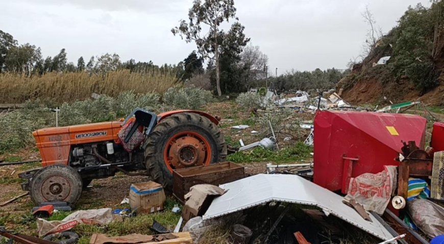 Manavgat’ta Hortum Dehşeti: 4 Mahallede 300 Dönüm Sera Zarar Gördü