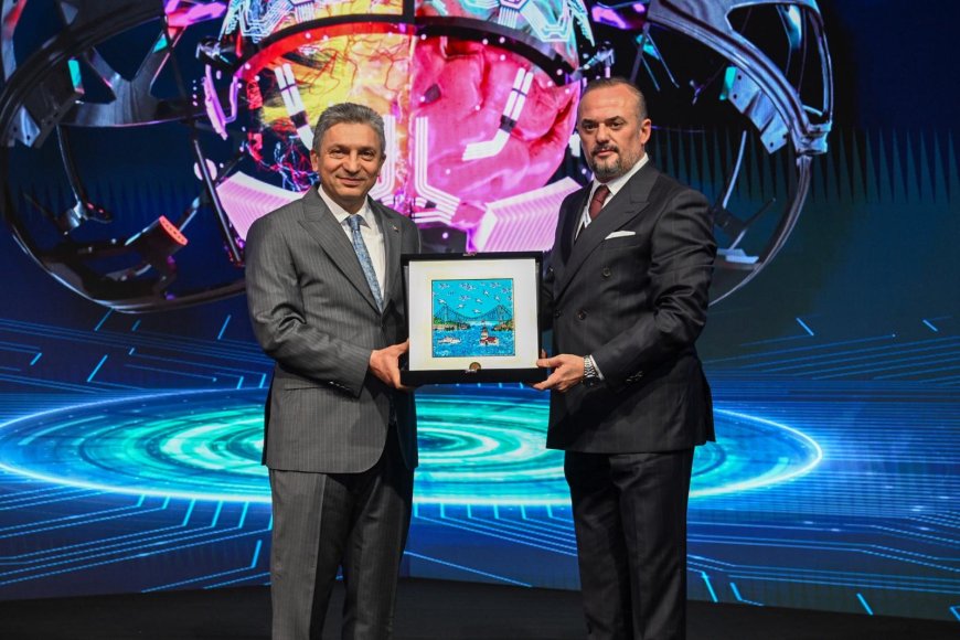 Eğitimde Dönüşüm Zamanı: 24. Geleneksel Antalya Eğitim Sempozyumu Kapılarını Açtı