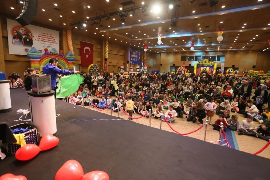 Kepez’de Karne Şenliği Başladı: Sömestir Festivali Kapılarını Açtı!