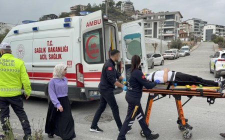 Gazipaşa’da Tesadüfün Böylesi: Kazazedenin Yardımına Acil Servis Doktoru Koştu.