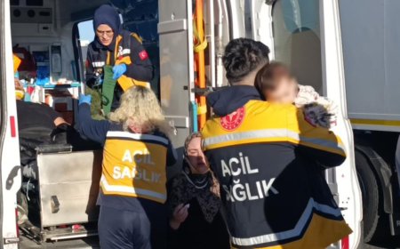 Manavgat’taki Zincirleme Kazada Minik Bebek Tesellisi