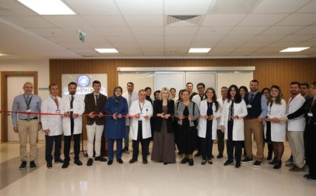 Antalya’da Bir İlk: Akdeniz Üniversitesi’nde Lazerle Göz Tedavisi Dönemi Başladı