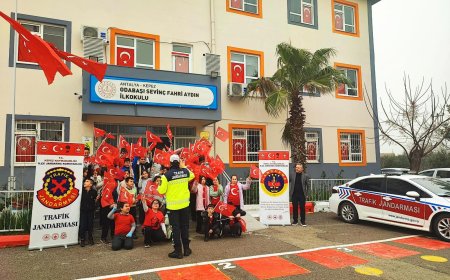 Antalya’da Okul Çevrelerinde Jandarma Denetimi: “Huzur ve Güven” Uygulaması