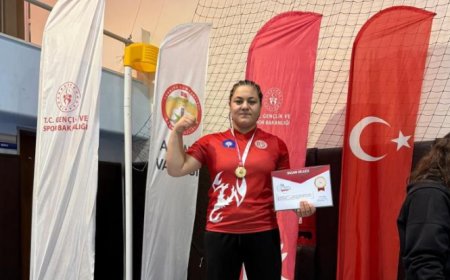 Korkuteli’nin Bileği Bükülmez Şampiyonu: Ümmü Gülsüm Kemer