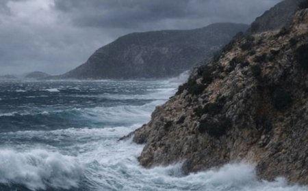 Meteorolojiden Bölge Sakinlerine Kritik Uyarı: Kaş-Kumluca Hattında Fırtına Kapıda!