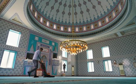 Konyaaltı’nda Ramazan Hazırlığı: Camiler İbadete Hazır!