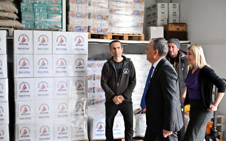 Muratpaşa’da Ramazan Bereketini Paylaşıyor: Dev Destek Paketi Yolda