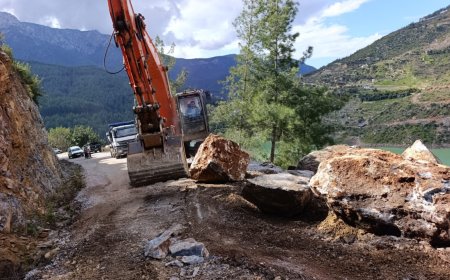 Antalya Büyükşehir’in Yol Mesaisi Sürüyor: Alanya Kırsalında Kesintisiz Ulaşım