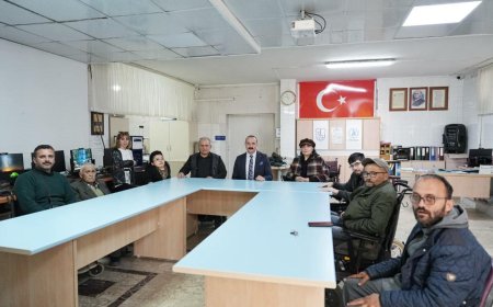 Konyaaltı’nda "Engelsiz" İstişare: Cem Kotan Sakatlar Derneği Yönetimiyle Buluştu