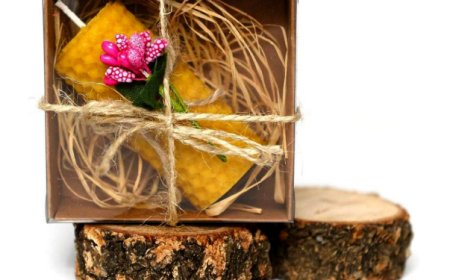 Muratpaşa’da Kadınların Elleri Bal Mumuyla Şekilleniyor!