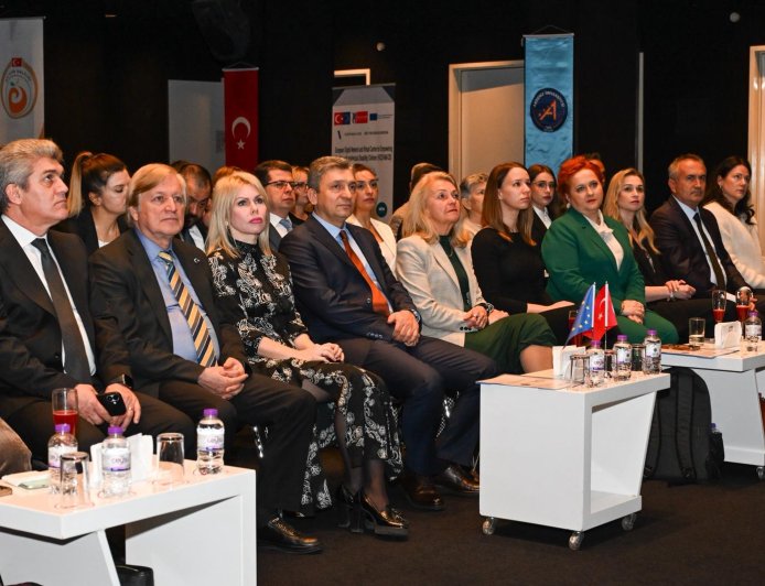 Antalya’da Yapay Zeka Destekli Eğitim Dönemi: VICEFAM-CID Projesi Başladı