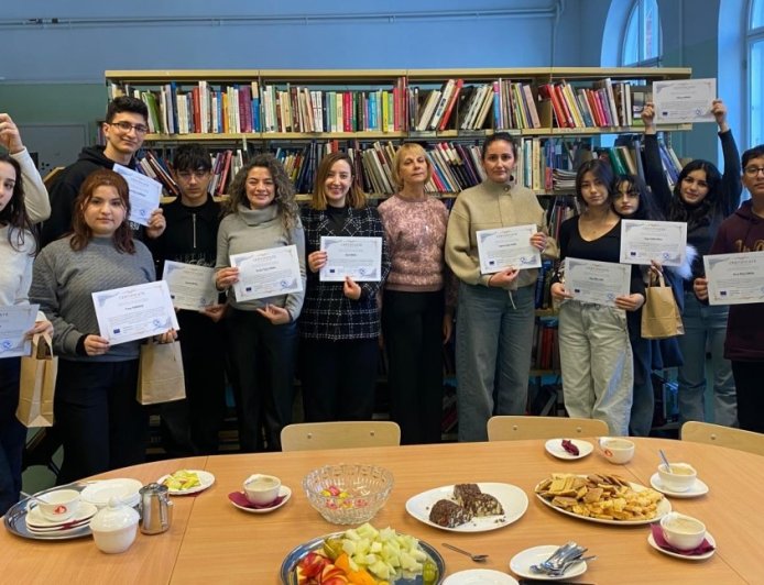 Gazi Anadolu Lisesi’nden Avrupa Çıkartması: Estonya’da AB Standartları İncelendi.