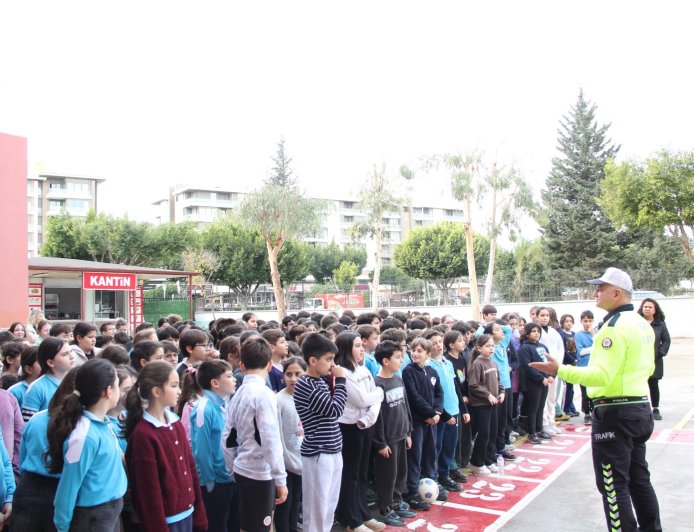 Geleceğin Sürücüleri ve Bilinçli Yayaları Yetişiyor: Antalya’da Trafik Eğitimi Seferberliği