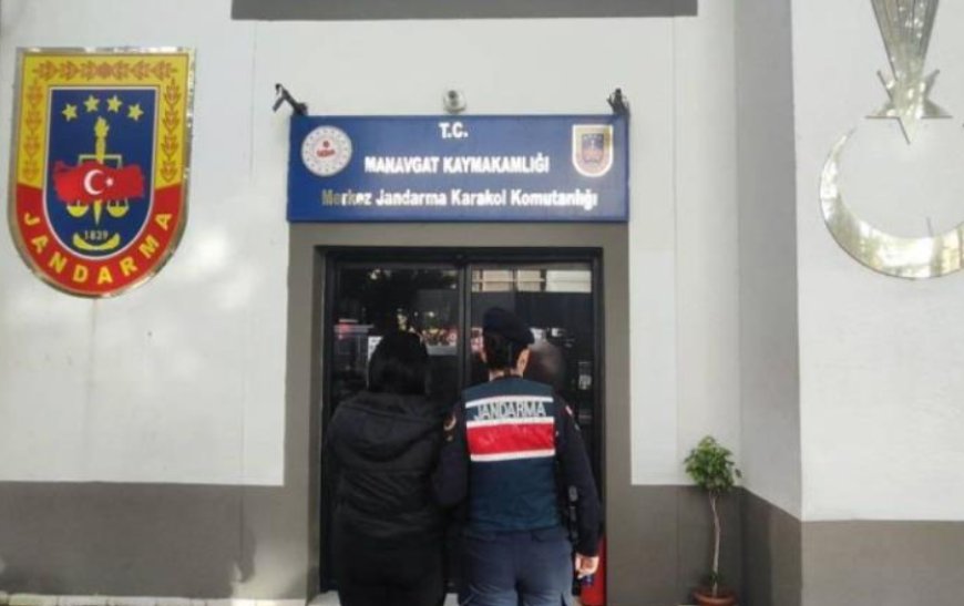 17 Yıllık Firar Son Buldu: Manavgat’ta Dolandırıcıya Jandarma Kıskacı!