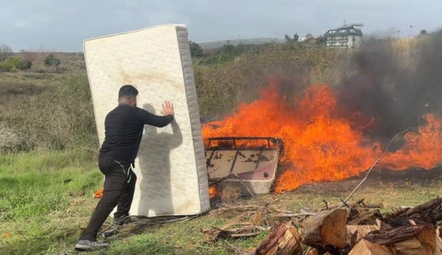 Gördüğü Manzara Karşısında Çıldırdı: İşletmeci, Personel Lojmanındaki Tüm Eşyaları Ateşe Verdi.