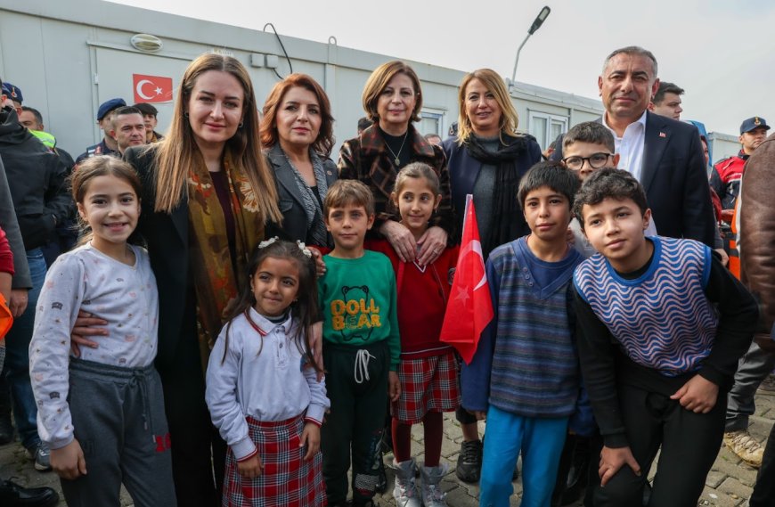Antalya’nın Kalbi Deprem Bölgesinde: Başkan Vekili Özdemir Osmaniye ve Gaziantep’te.