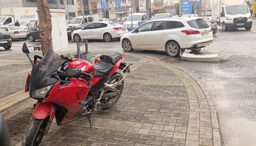 Hatalı Sürüş Kazayı Getirdi! Manavgat'ta ters yönden gelen motosikletli otomobile çarptı.