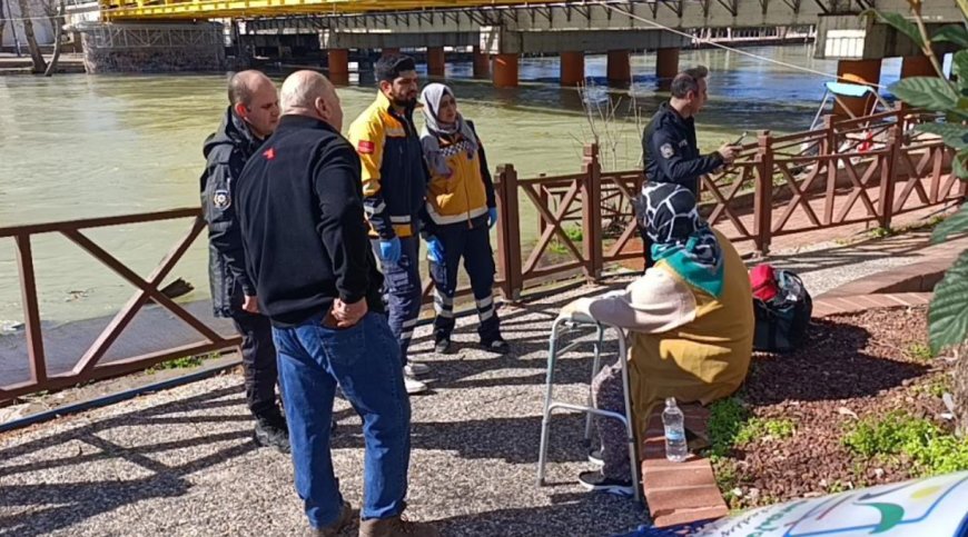 Manavgat’ta İntihar Girişimi: Köprüden Atlamak İsteyen Yaşlı Kadın Son Anda Kurtarıldı