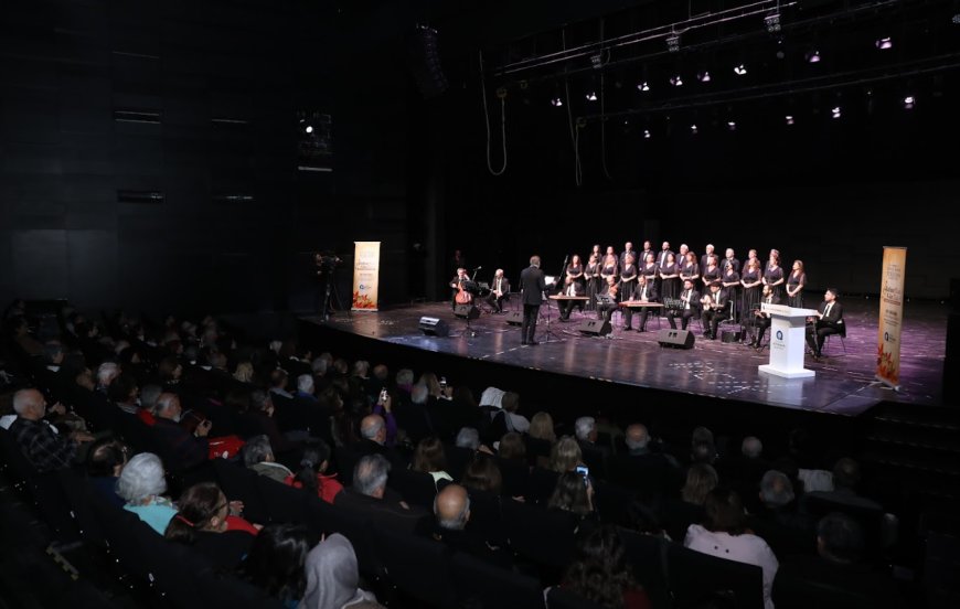 Antalya’da TSM Rüzgarı: "Bahar Bitti Güz Bitti" Konseri Mest Etti