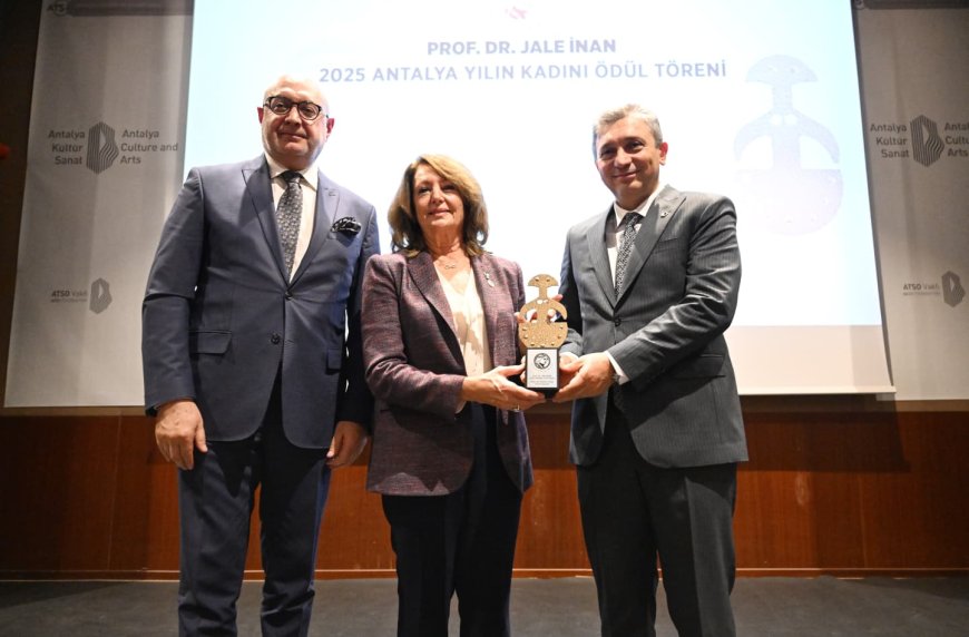 Akademide Kadın Gücü: Prof. Dr. Sarvan Antalya’da Yılın Kadını Ödülünü Aldı