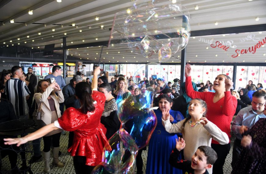 Antalya’da Sevginin En Saf Hali: Engelsiz Kafe’de Kalpler Birleşti