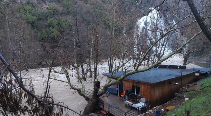 Antalya’nın saklı cennetinde sağanak mesaisi: Uçansu Şelalesi eski günlerine döndü!