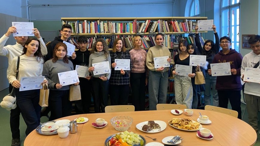 Gazi Anadolu Lisesi’nden Avrupa Çıkartması: Estonya’da AB Standartları İncelendi.