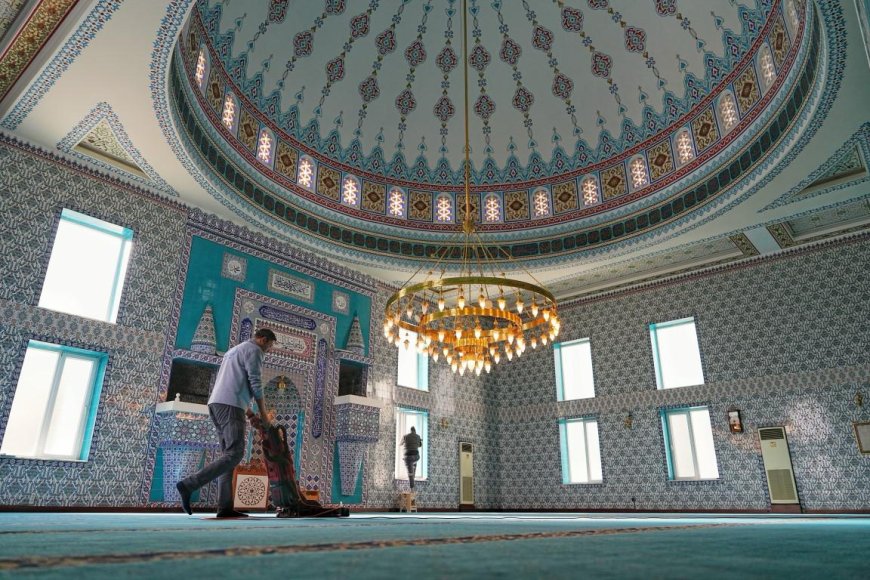 Konyaaltı’nda Ramazan Hazırlığı: Camiler İbadete Hazır!