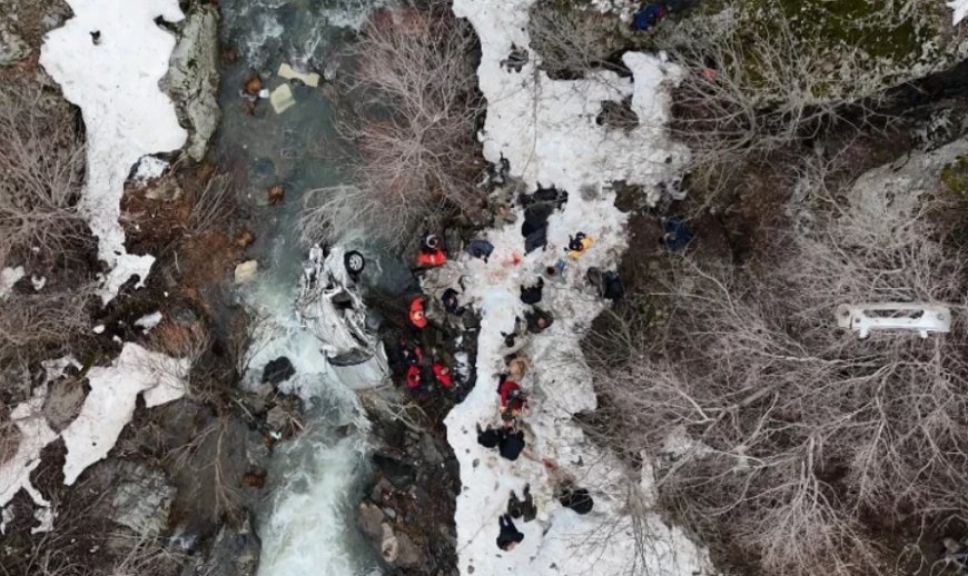 Bitlis’te Yağışlı Hava Kaza Getirdi: 3 Ölü