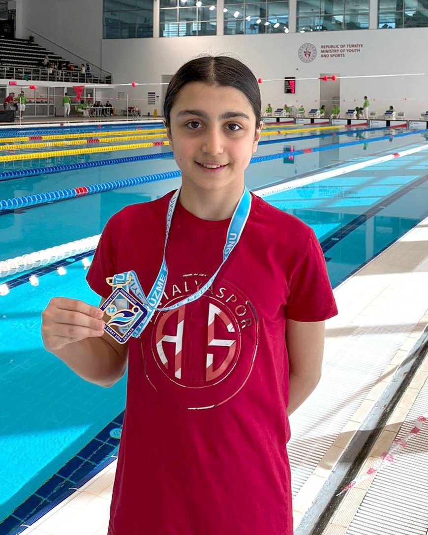 Antalyasporlu Yüzücüler Türkiye Şampiyonası’na Damga Vurdu