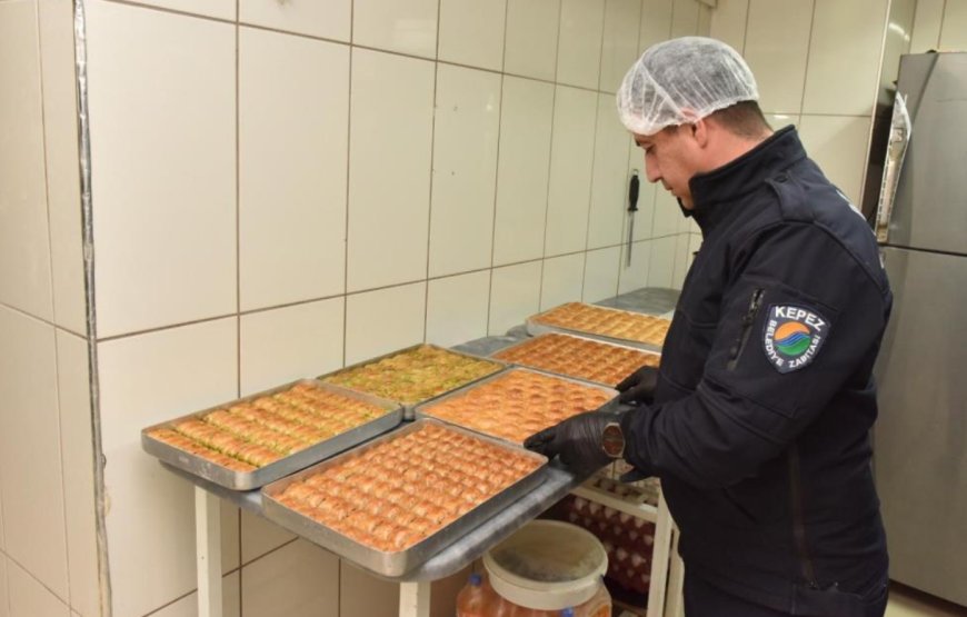 Kepez Belediyesi Ramazan Mesaisine Başladı: Tatlı Üreticilerine Kapsamlı Denetim