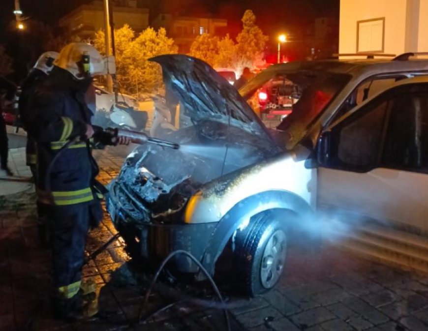 Gazipaşa’da Korkutan Gece: Park Halindeki Araç Alevlere Teslim Oldu!