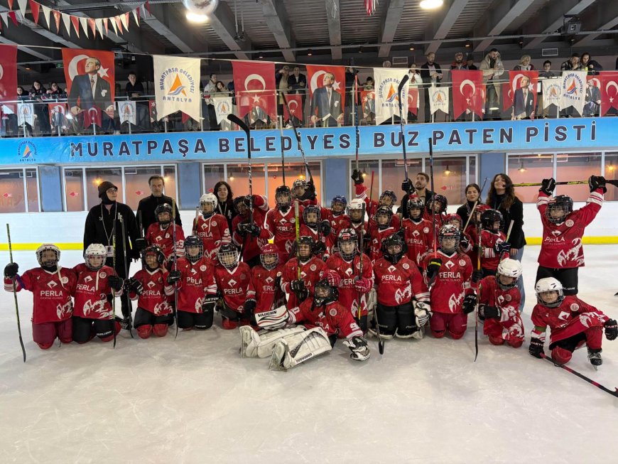 Muratpaşa Buzda Fırtına Gibi Esti: Çifte Galibiyet!