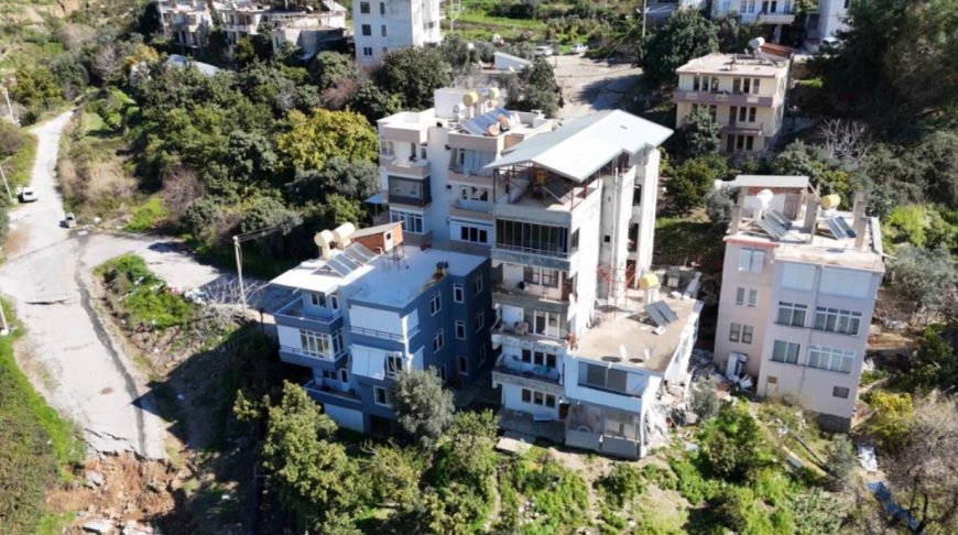 Alanya'da Heyelan Riski: 3 Bina Tedbir Amaçlı Tahliye Edildi!