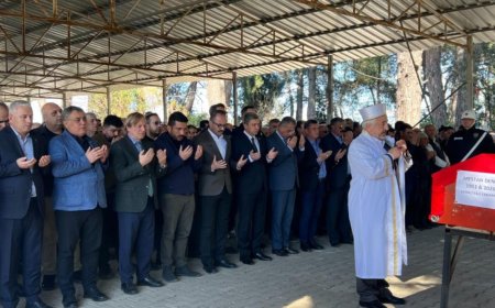 Antalya’nın Acı Kaybı: Emekli Vali Yardımcısı Mestan Deniz Vefat Etti