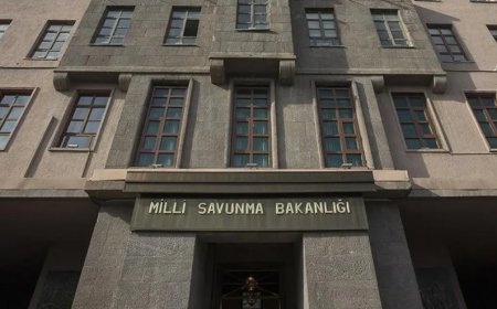 Türk hava sahasına giren İran füzesi düşürüldü!