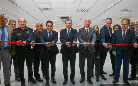 Antalya’nın Fethi Bilimsel Boyutuyla Ele Alındı: "Fetih ve Fatih" Konferansı