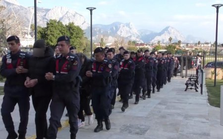 Antalya Merkezli 3 İlde Dev Operasyon: 14 Şüpheli Adliyeye Sevk Edildi