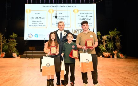 Ebedi Hatıranın İzinde: Antalya Ata’sını Selamladı