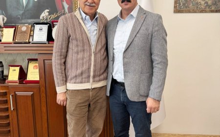 Konyaaltı Belediye Başkanı Cem Kotan’dan Zeydan Karalar’a Geçmiş Olsun Ziyareti