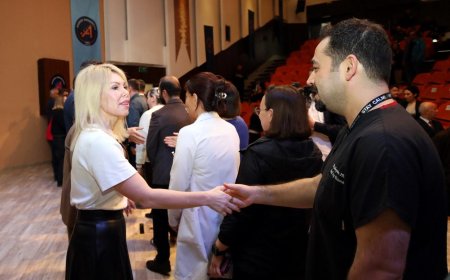 Akdeniz Üniversitesi Ailesi Bayramlaştı: "Hayalim Savaşların Değil Bilimin Konuşulması"