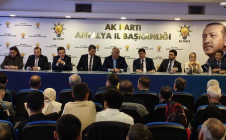 Antalya’da Turizm Zirvede: Ersoy’dan Halk Plajı Müjdesi