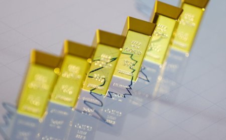 Altın ve Gümüş Fiyatları Rekor Seviyelerden Uzaklaşıyor