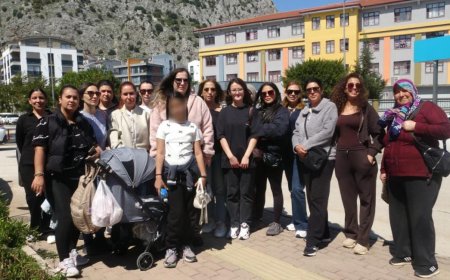 Antalya’da Öğretmene "Darp" Suçlaması: Sınıf Velilerinden  Tam Destek!