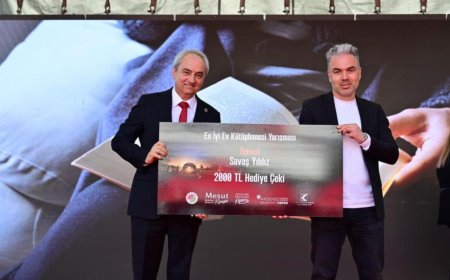 Kepez Kitap Fuarı’nda Görkemli Ödül Töreni: Ev Kütüphaneleri Yarıştı