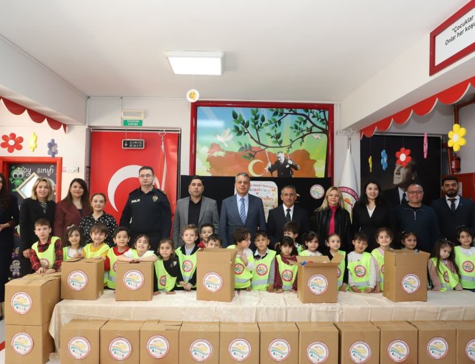 Minik Ellerden Büyük Dayanışma: Aksu’da 51 Aileye Ramazan Bereketı!