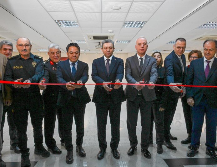 Antalya’nın Fethi Bilimsel Boyutuyla Ele Alındı: "Fetih ve Fatih" Konferansı